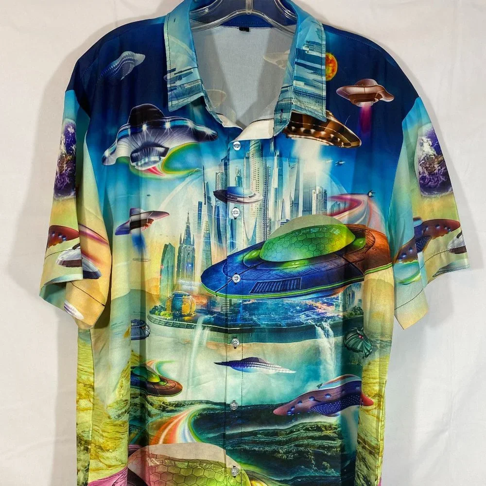Alien Invasion Graphic Print Short Sleeve Button Down Shirt NWOT Women's Size L - Picture 12 of 12